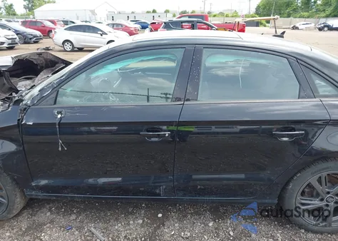 2016 Audi A3 2.0T Premium z USA, uszkodzony, nr VIN WAUB8GFFXG1107516